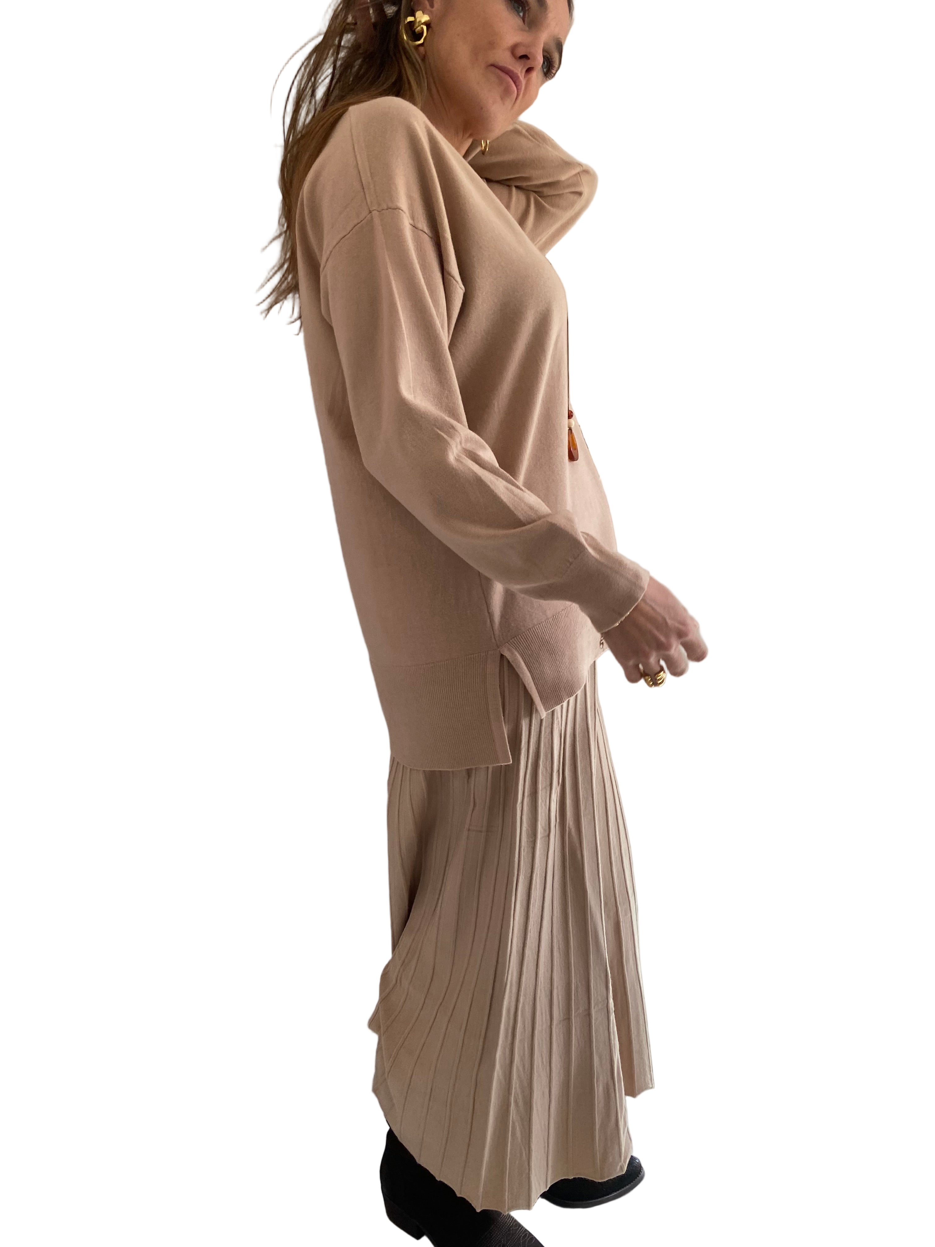 Jersey de cuello pico con aberturas laterales