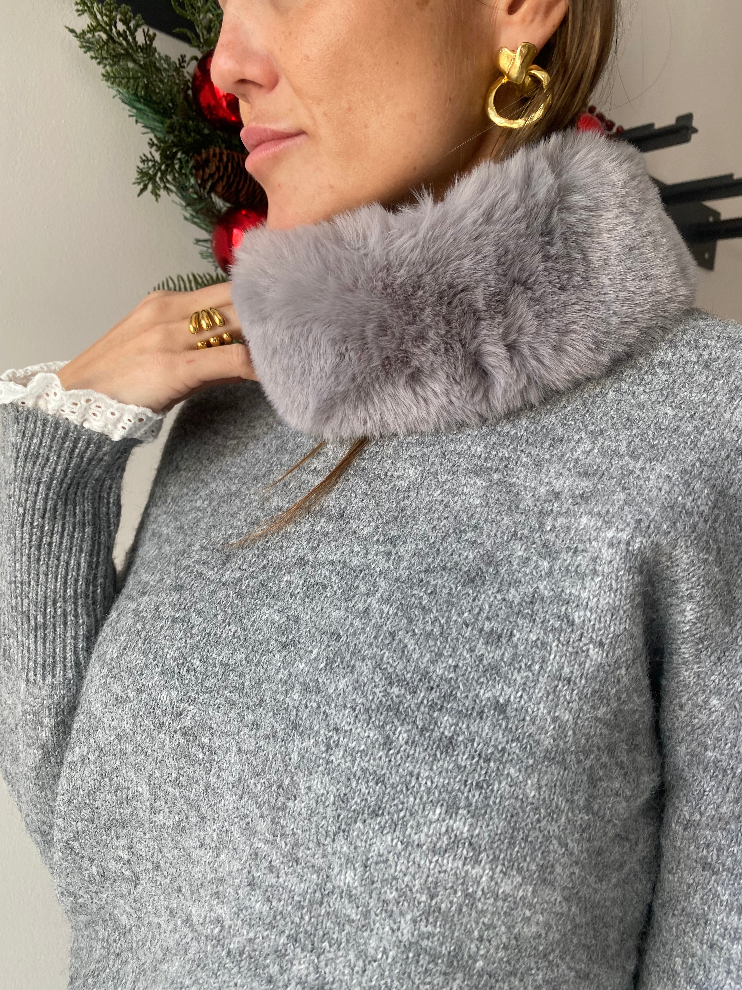 Cuello de pelo Blanco