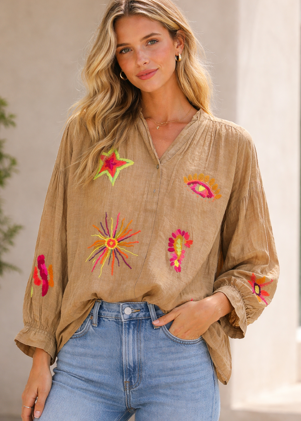 Camisa bordados Neón