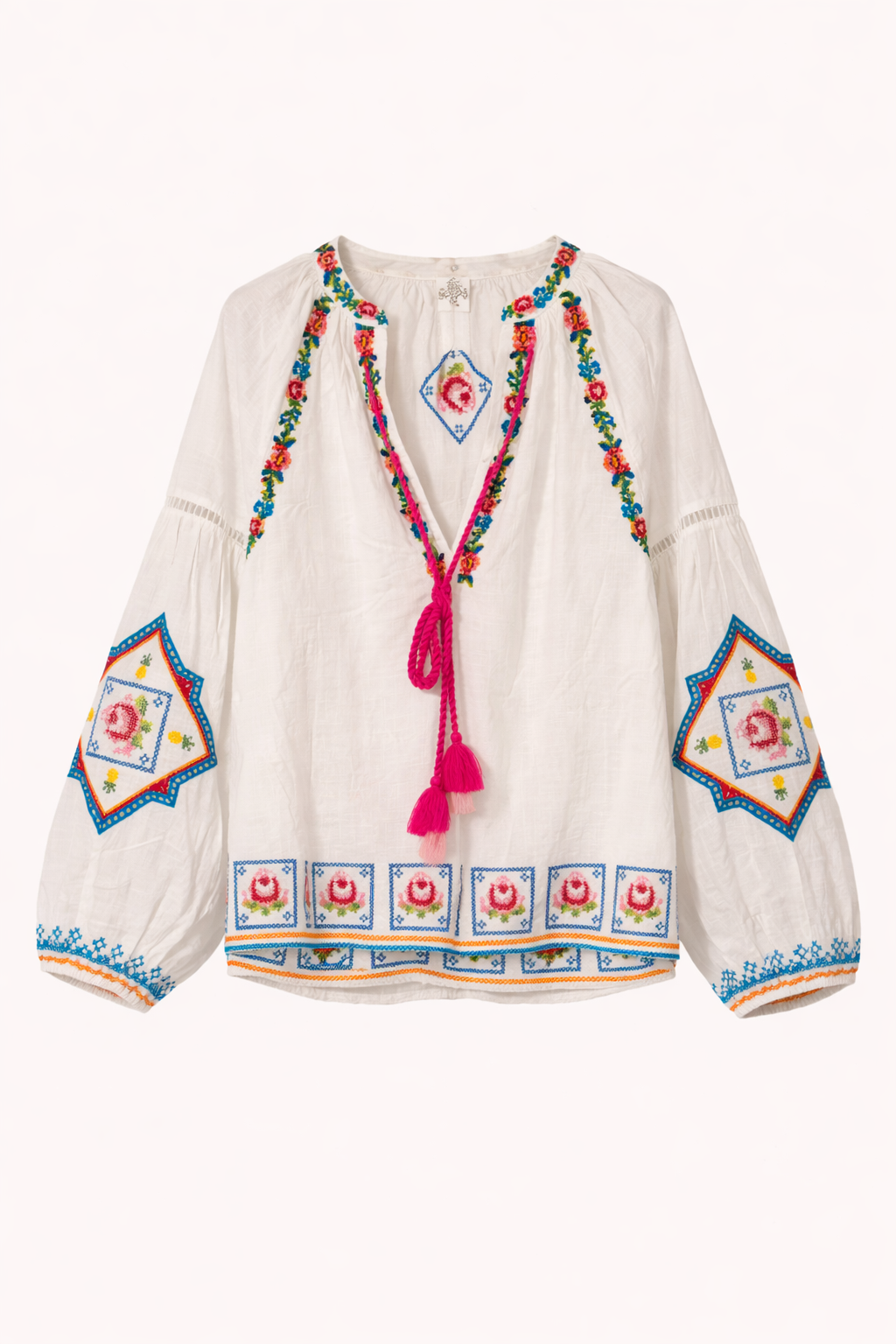 Blusa Bordados Borlas