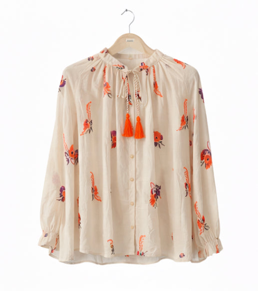 Blusa borlas beige